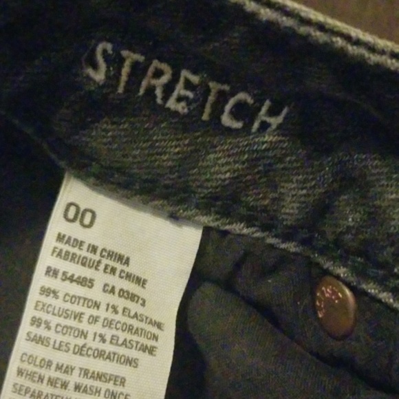 Shorts - Picture 3 of 3